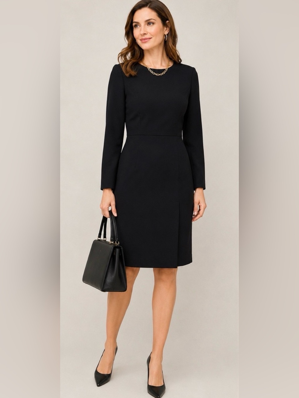 TALBOTS Little Black dress Size 8. Business. Dressy. Shoulder pads. Fully lined.